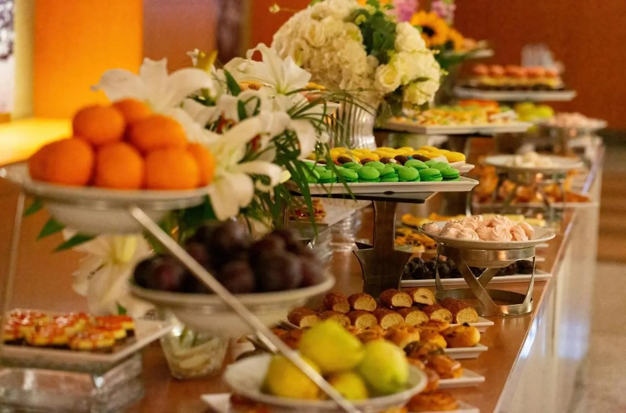 Point Hotel Taksim Istanbul 5*,
