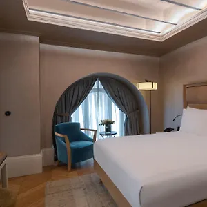 10 Karakoy Otel